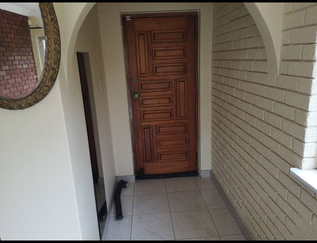 5 BEDROOM HOUSE FOR SALE IN GREENWOOD PARK